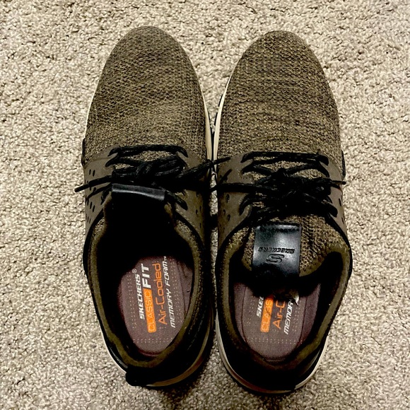 Sketchers Casual Dress Shoes - Picture 2 of 3